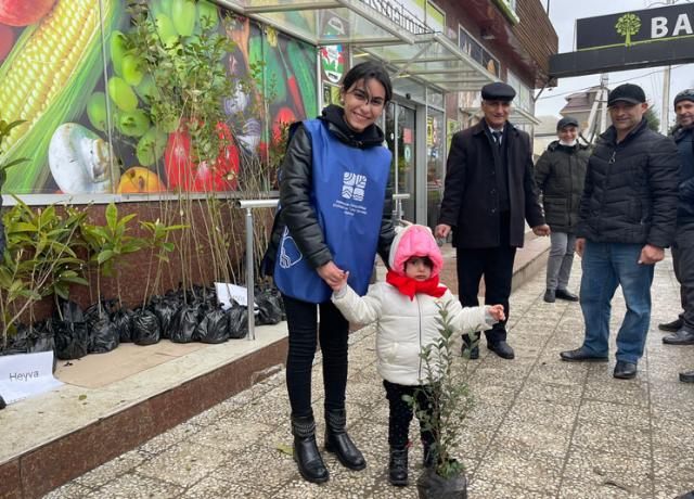 "Bir ağac-min nəfəs" devizi altında ting paylama aksiyası davam edir - FOTO