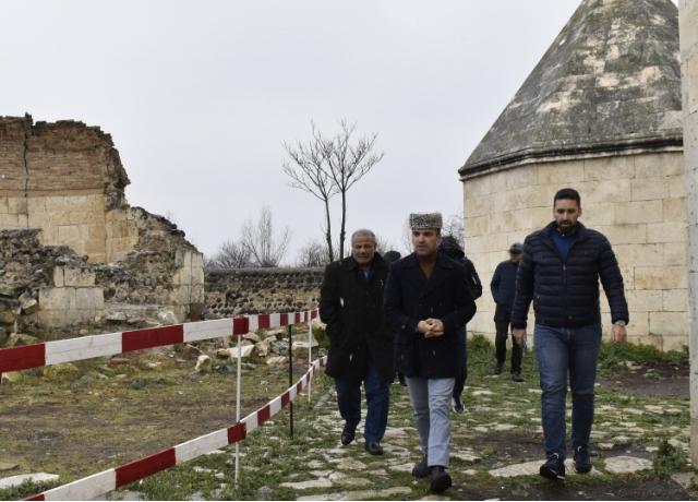 İƏT ölkələri jurnalistlərinin assosiasiya üzvləri Ağdamda erməni vəhşiliyinin şahidi olublar +FOTO=9