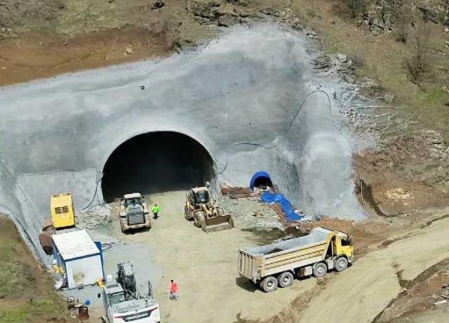 Toğanalı-Kəlbəcər-İstisu yolunun və Murovdağ tunelinin inşası davam etdirilir (+FOTO=21, +VİDEO)