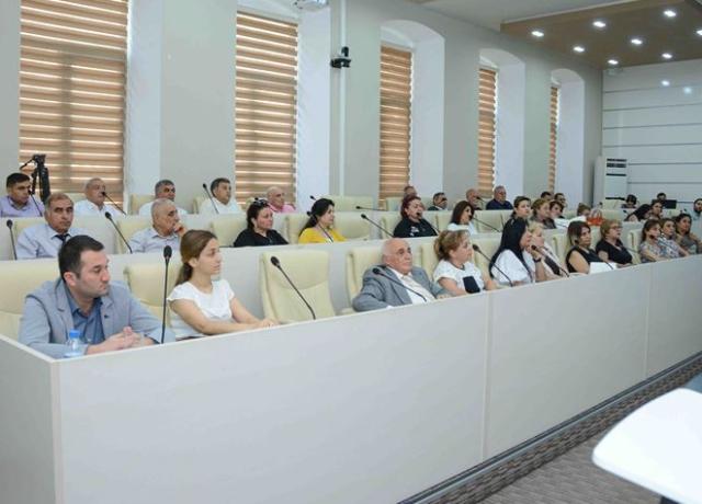 BDU-nun Elmi Kitabxanası UNEC-də təlim-seminar keçirib +FOTO