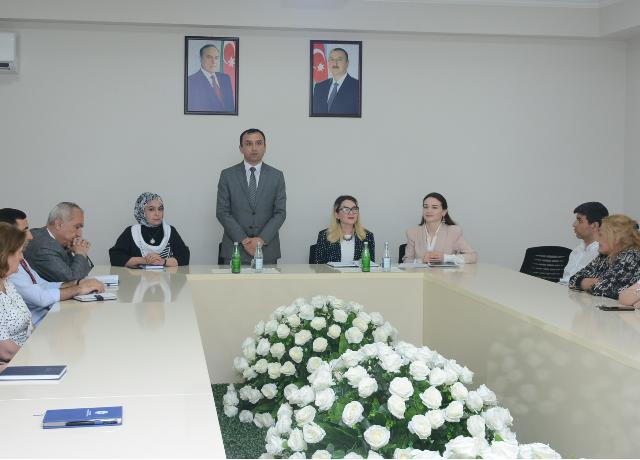 "Azərbaycan ədəbiyyatı nümunələrinin Ukrayna dilinə tərcüməsində Azərbaycan dəyərlərinin təbliği" mövzusunda seminar keçirilib 