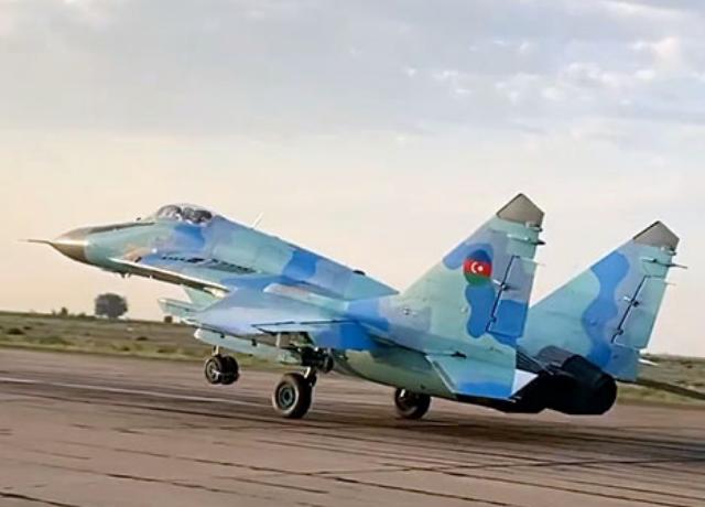 Classes of a new training period are held with the aircraft of the Azerbaijan Air Force +VİDEO